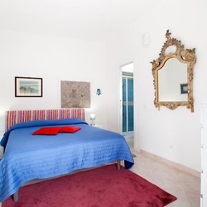 Private Bathroom King Room
